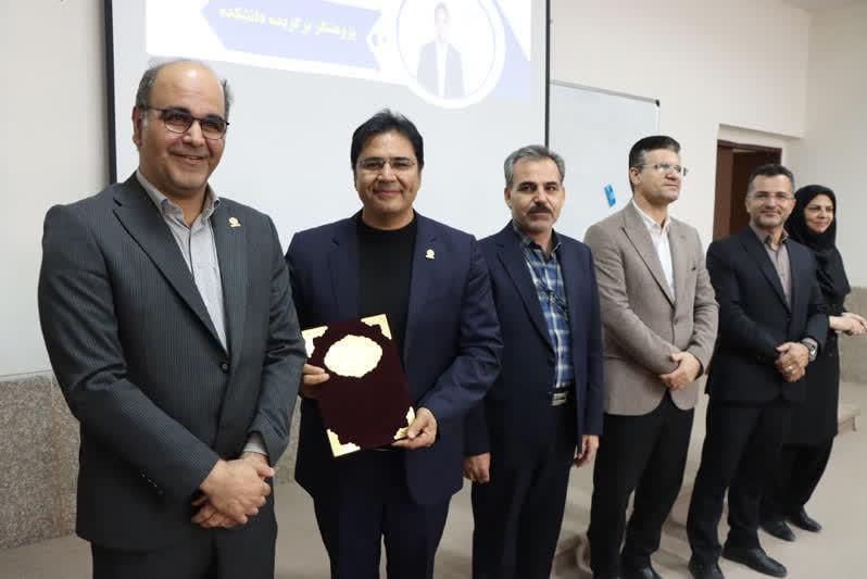 آیین بزرگداشت و تجلیل از پژوهشگران و فناوران برتر دانشکده تربیت بدنی و علوم ورزشی برگزار شد