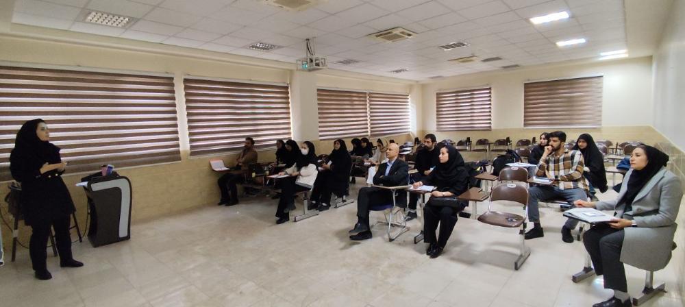 برگزاری کارگاه آموزش مقدماتی طیور در دانشگاه رازی