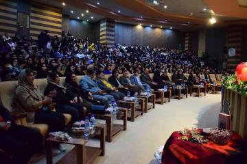 جشن باشکوه یلدا با حضور پرشور دانشجویان در دانشگاه رازی برگزار شد