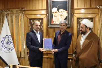 معارفه دکتر «غلامرضا سالمیان» به عنوان مدیر حوزه ریاست دانشگاه رازی/ تقدیر از خدمات ارزنده دکتر «هومن سالاری»