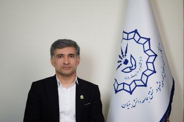 رئیس دانشگاه رازی در پیامی به مناسبت روز کارمند: کارکنان، سرمایه بی‌بدیل دانشگاه و ستون استوار مسیر دانایی