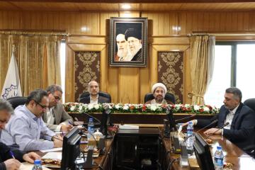 نشست هم‌اندیشی «نقش دانشگاه در شرایط خاص کشور» در دانشگاه رازی برگزار شد / تأکید بر پیوند «میدان»، «دیپلماسی» و «خیابان» برای افزایش اقتدار ملی در عرصه...