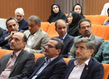 بررسی عملکرد و چالش‌های صنفی و مالی در مجمع عمومی کانون صنفی هیئت علمی دانشگاه رازی