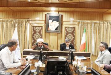 نشست صمیمانه مدیران دانشگاه رازی با نهاد نمایندگی مقام معظم رهبری؛ تأکید بر مدیریت عقلانی، مردمی و دینی در تراز انقلاب اسلامی/ تضعیف دولت و تفرقه‌افکنی...